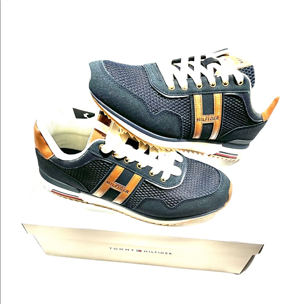 Tommy Hilfiger Mens Shoes NWT New With Box Stylish 90’s Vintage Retro - Picture 4 of 12